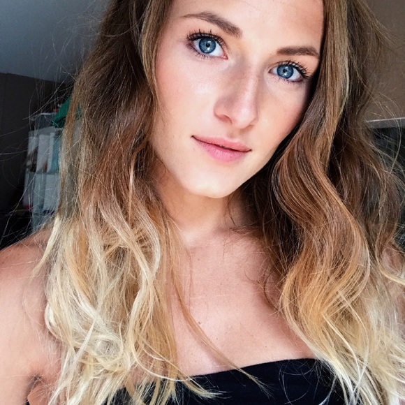 Meet your Posh Ambassador, Hannah - Picture 2 of 3